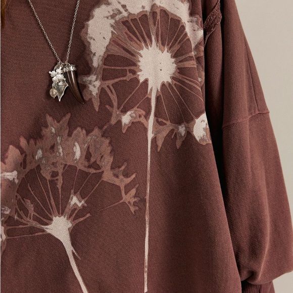 We the Free Graphic Camden Sweatshirt- Dandelion Combo - Picture 4 of 10